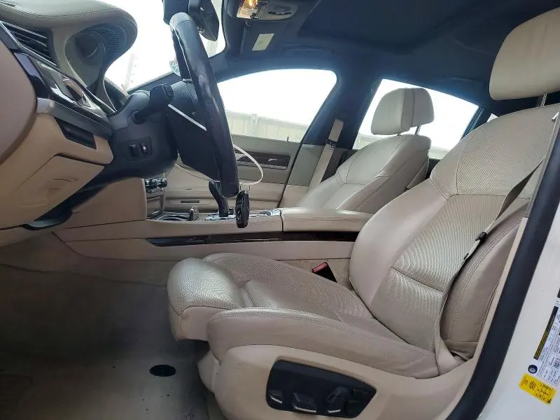 2013 BMW 750 I  