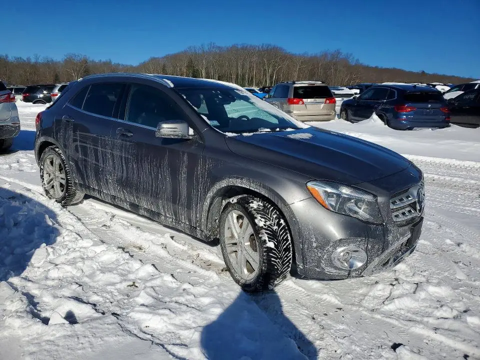 2018 MERCEDES-BENZ GLA 250 4MATIC  