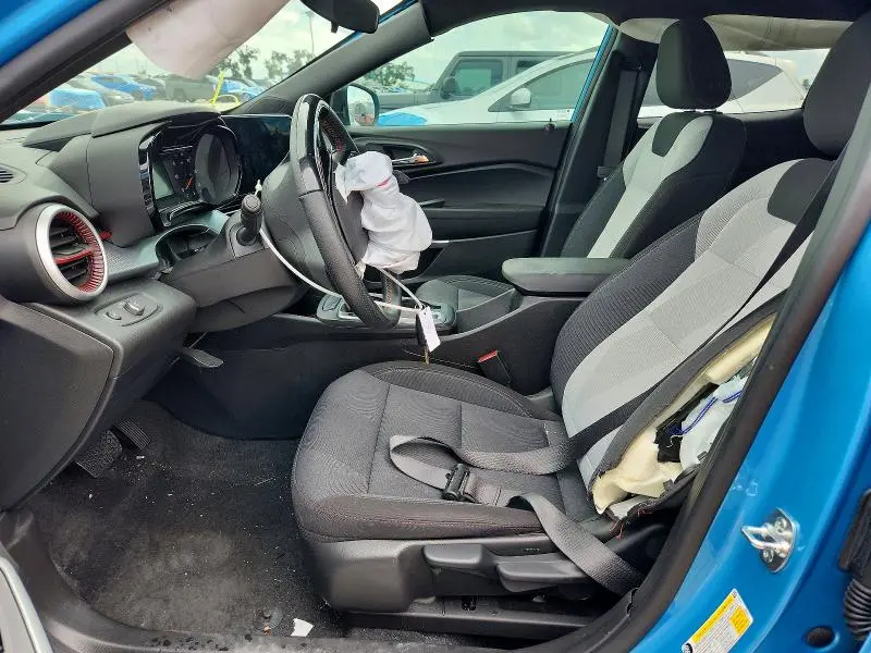 2025 CHEVROLET TRAX 1RS  