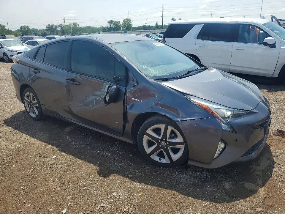 2018 TOYOTA PRIUS FOUR TOURING  