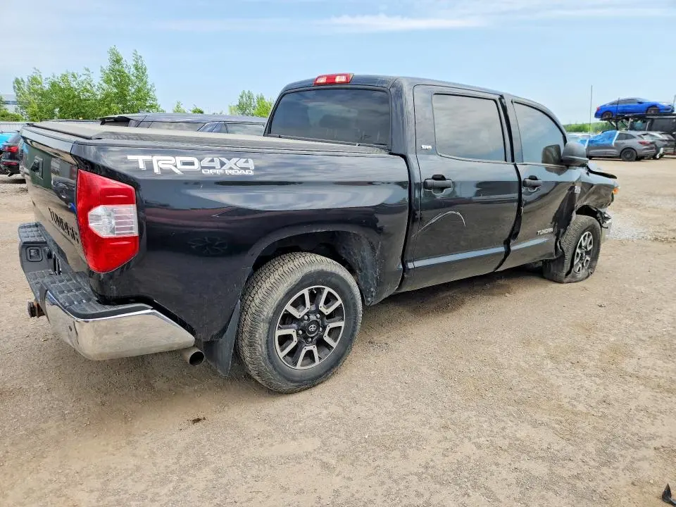 2018 TOYOTA TUNDRA CREWMAX SR5  