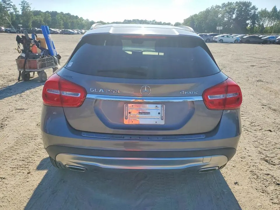 2015 MERCEDES-BENZ GLA 250 4MATIC  
