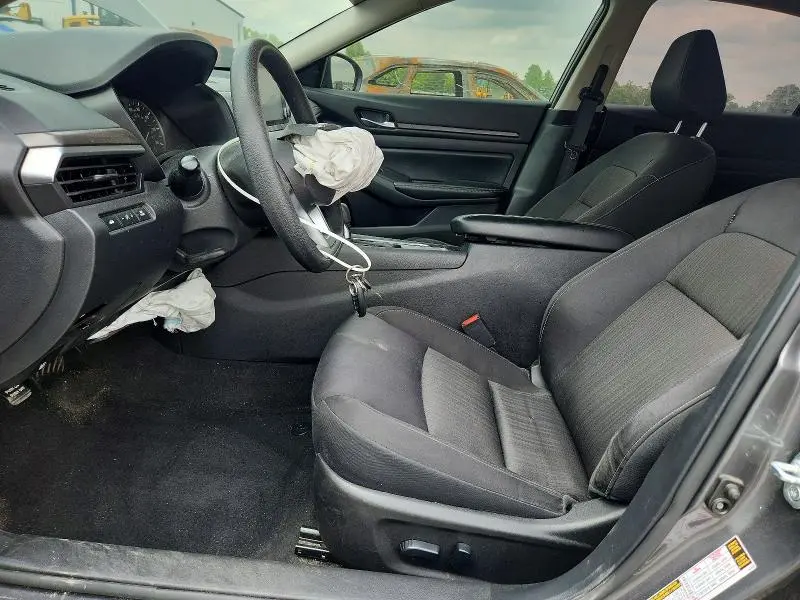 2024 NISSAN ALTIMA SV  