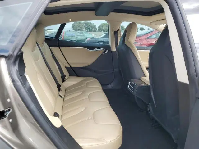 2015 TESLA MODEL S 70D  