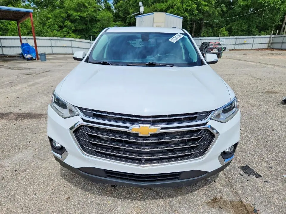 2021 CHEVROLET TRAVERSE LT  