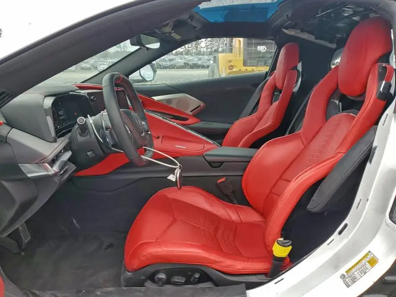 2025 CHEVROLET CORVETTE STINGRAY 2LT  