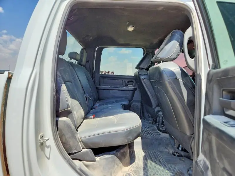 2023 RAM 2500 TRADESMAN  