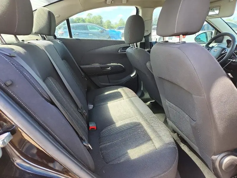 2014 CHEVROLET SONIC LT  