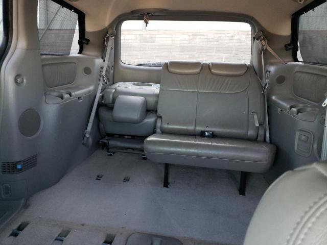 2010 TOYOTA SIENNA XLE