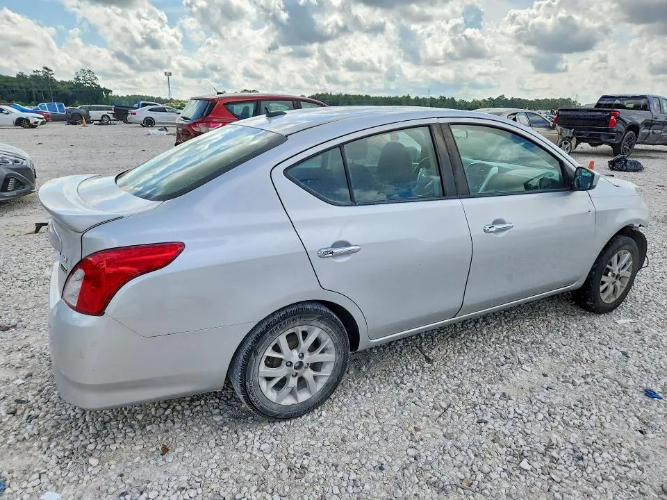 2017 NISSAN VERSA 1.6 S  