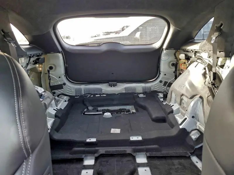 2023 GENESIS GV70 BASE  