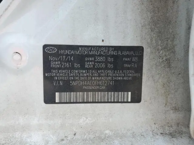 2015 HYUNDAI ELANTRA SE  