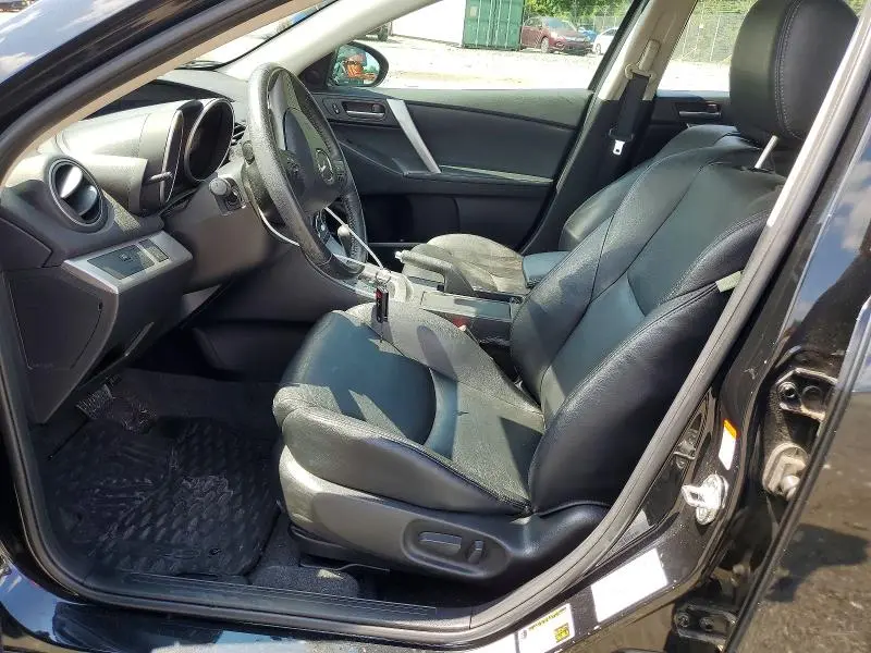 2011 MAZDA 3 S  