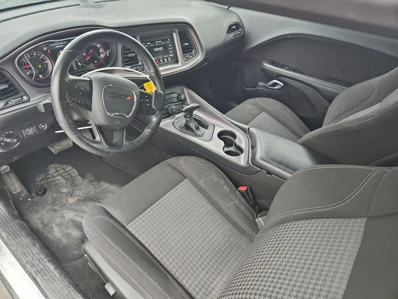 2023 DODGE CHALLENGER SXT  