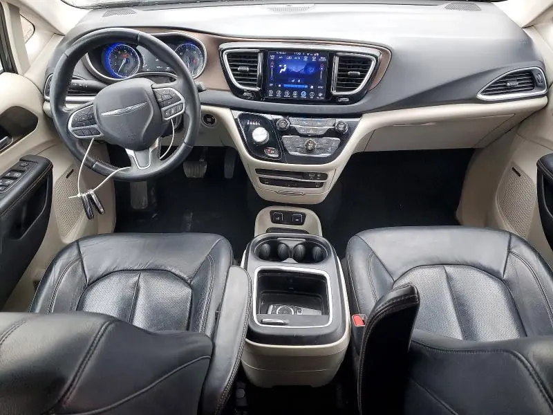 2017 CHRYSLER PACIFICA TOURING L PLUS  