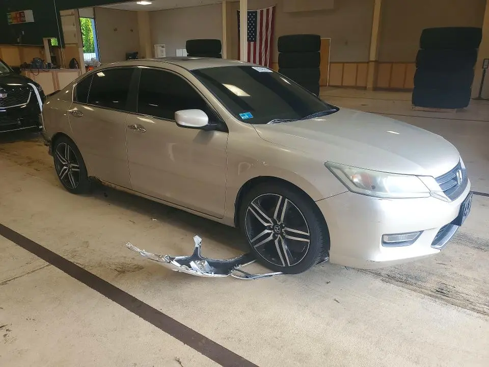 2013 HONDA ACCORD SPORT  