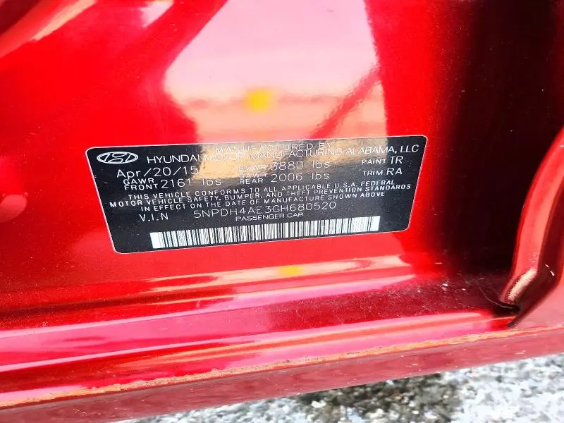 2016 HYUNDAI ELANTRA SE  