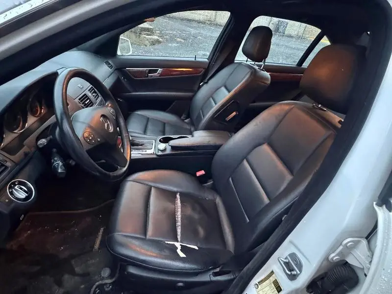 2011 MERCEDES-BENZ C 300 4MATIC  