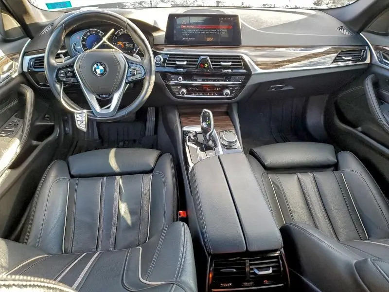 2019 BMW 530 XI  