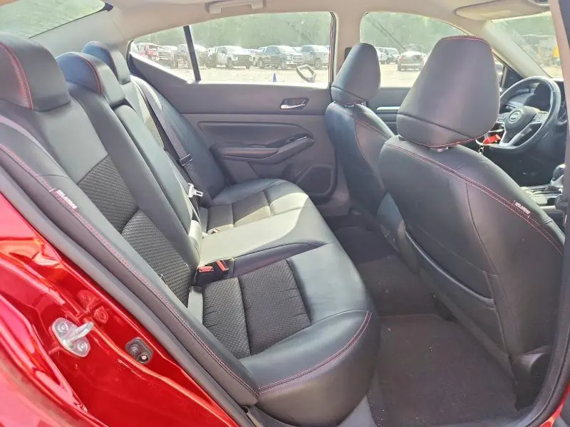 2023 NISSAN ALTIMA SR  