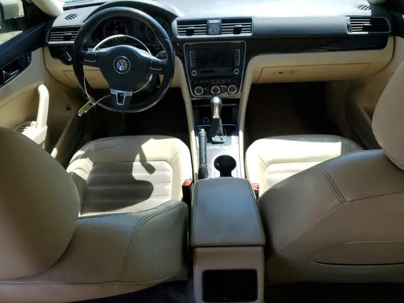 2015 VOLKSWAGEN PASSAT SEL  