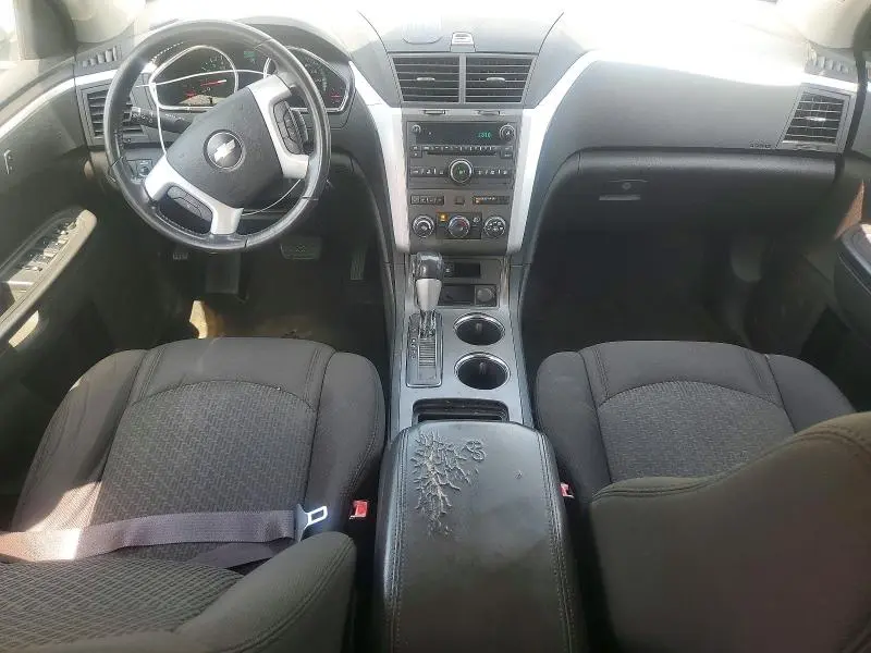 2010 CHEVROLET TRAVERSE LT  