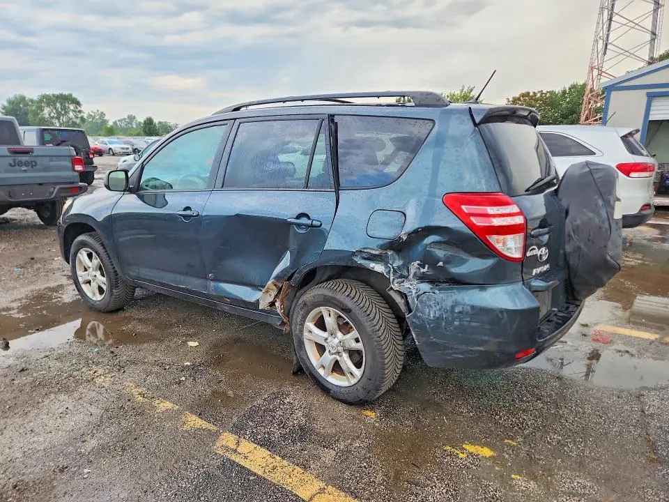 2011 TOYOTA RAV4 BASE  