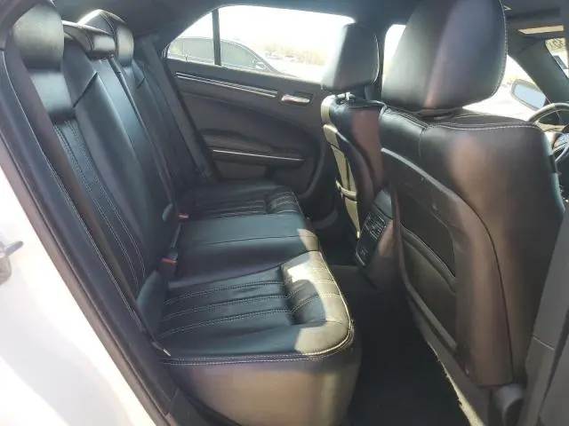 2019 CHRYSLER 300 S  