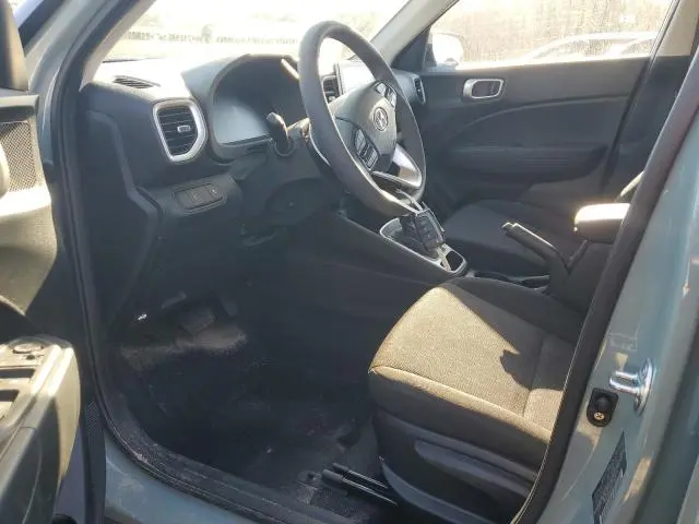 2025 HYUNDAI VENUE SE  