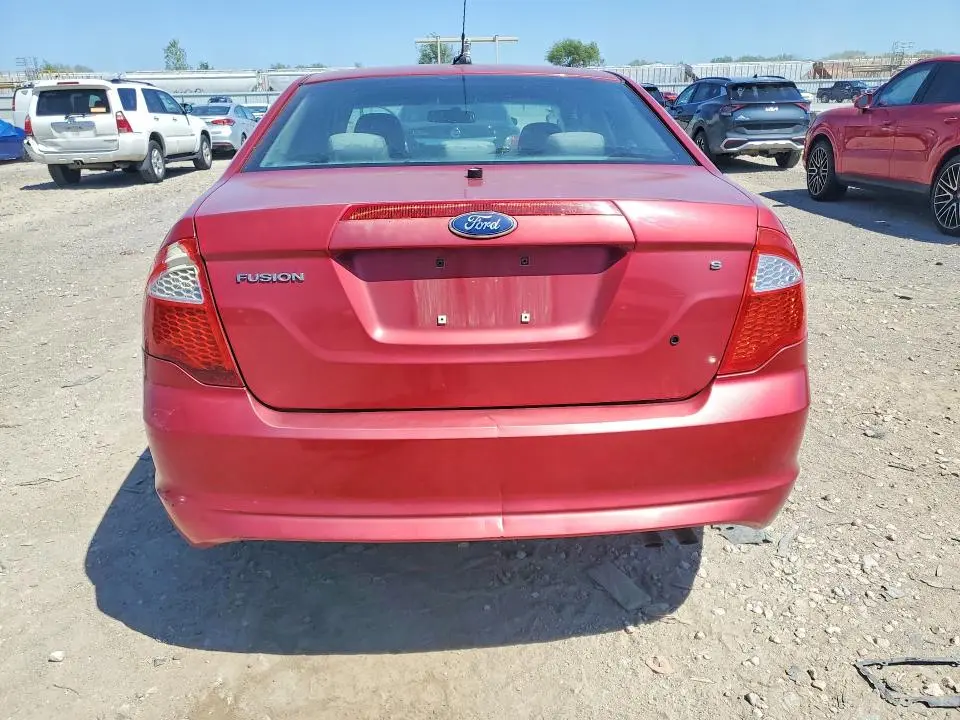 2010 FORD FUSION S  