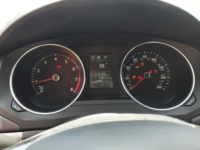 2016 VOLKSWAGEN JETTA SE  