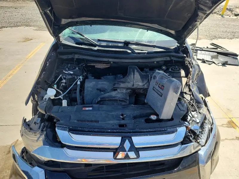 2016 MITSUBISHI OUTLANDER SE  