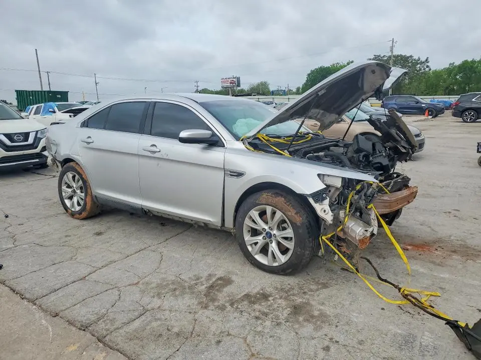 2011 FORD TAURUS SEL  