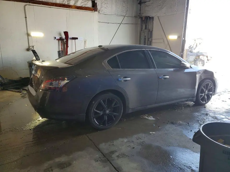 2013 NISSAN MAXIMA S  