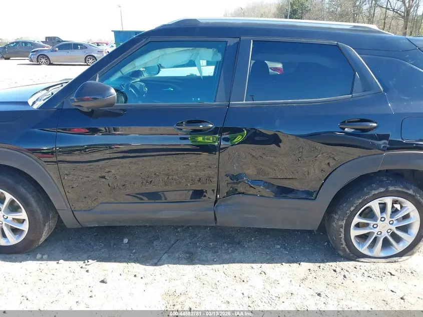 2022 CHEVROLET TRAILBLAZER FWD LT
