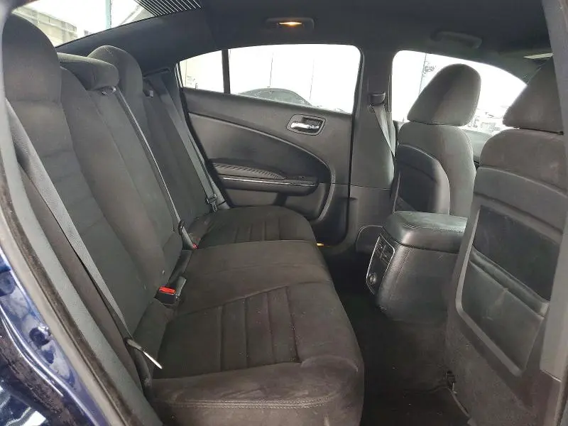 2013 DODGE CHARGER SE  