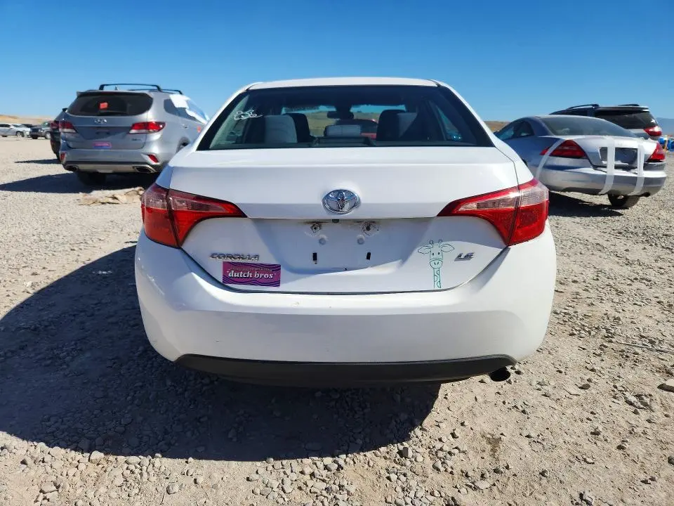 2018 TOYOTA COROLLA LE  