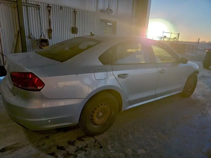 2014 VOLKSWAGEN PASSAT S  