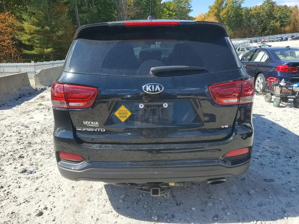 2019 KIA SORENTO LX V6  