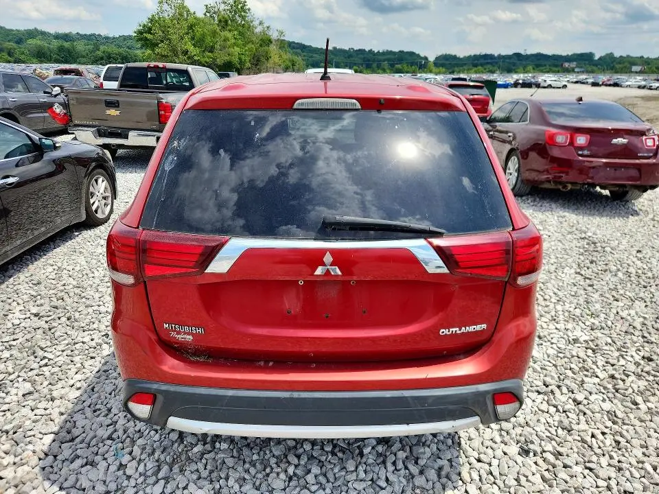 2016 MITSUBISHI OUTLANDER SE  