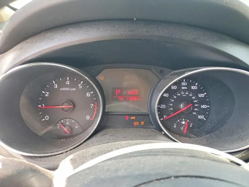 2018 KIA SEDONA LX  