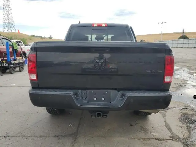 2018 RAM 1500 SLT  