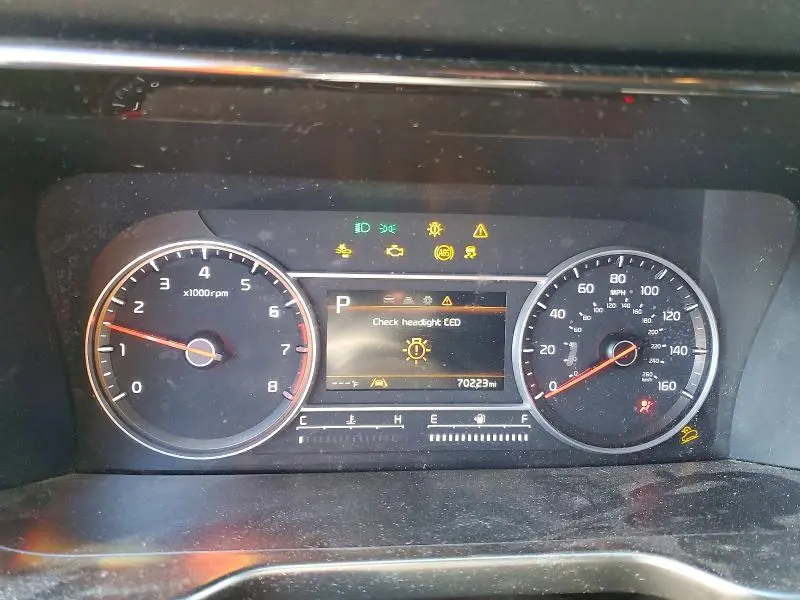 2022 KIA SORENTO LX  
