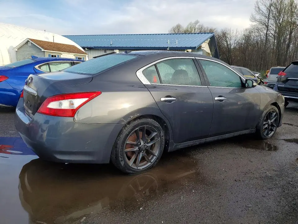 2010 NISSAN MAXIMA 3.5 S  