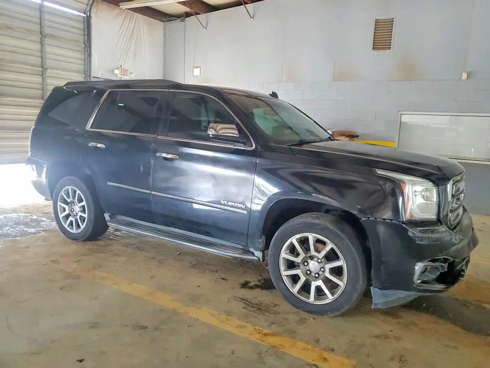 2015 GMC YUKON SLE  