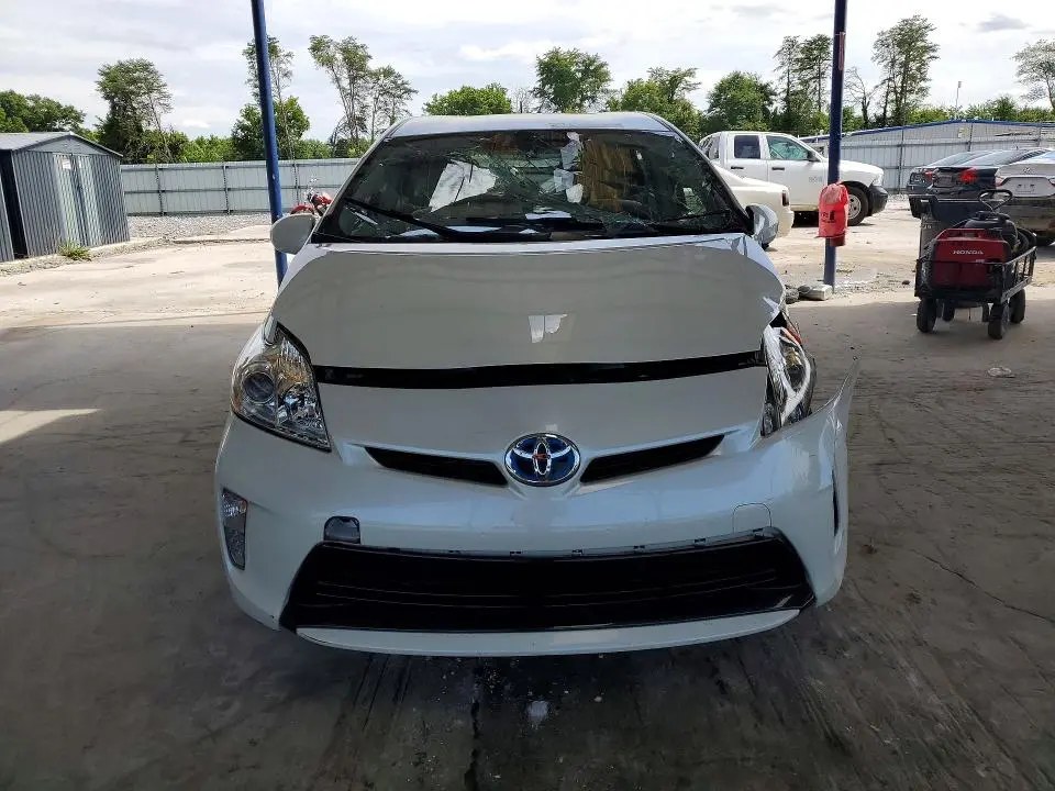 2015 TOYOTA PRIUS TWO  