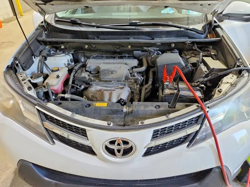 2014 TOYOTA RAV4 XLE  
