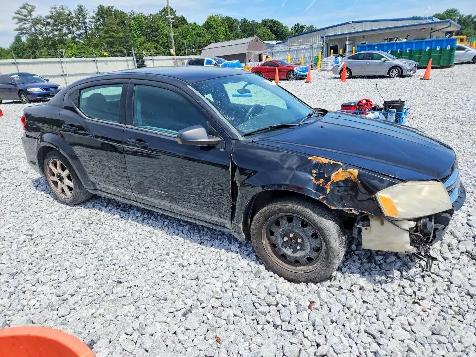 2013 DODGE AVENGER SE  