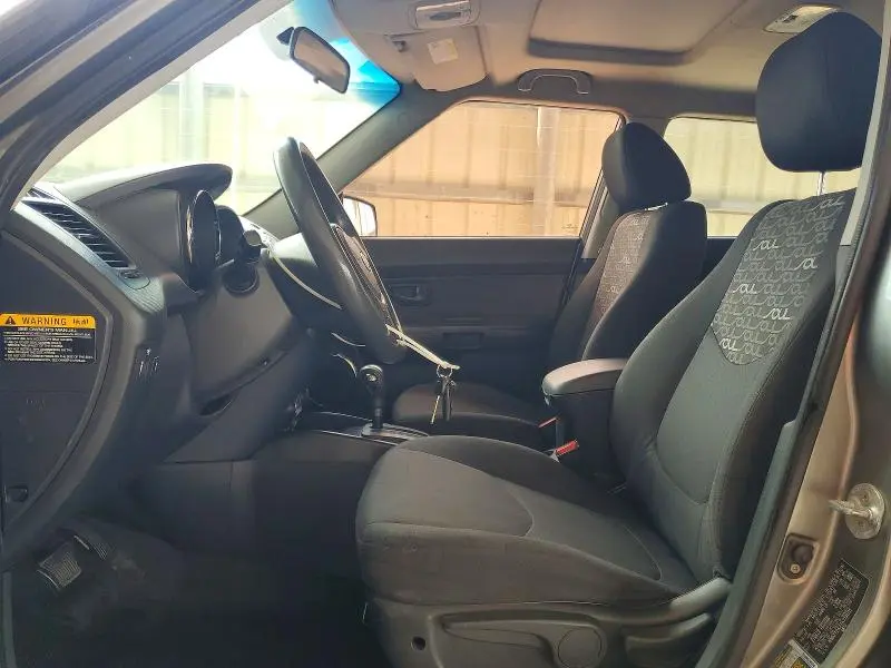 2010 KIA SOUL +  