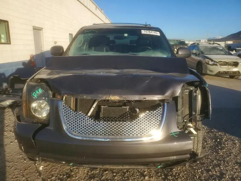 2011 GMC YUKON DENALI  